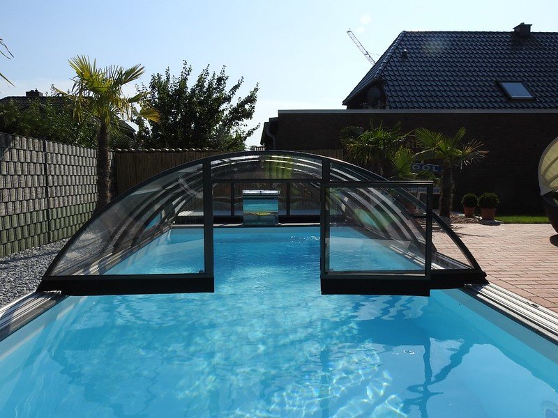 Azure-Pool-Enclosure-Set-Size-5